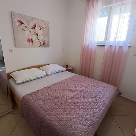 Apartments Kraljic Baska  Ngoại thất bức ảnh