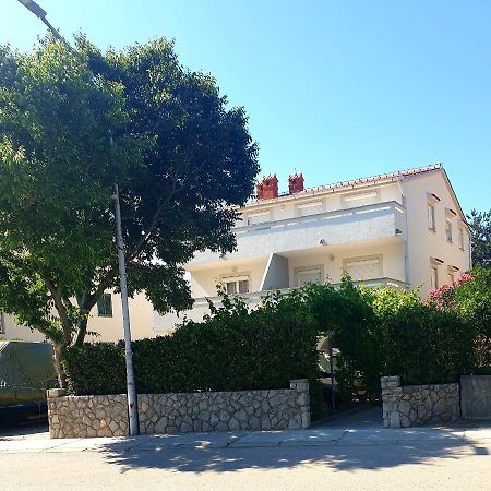 Apartments Kraljic Baska  Ngoại thất bức ảnh