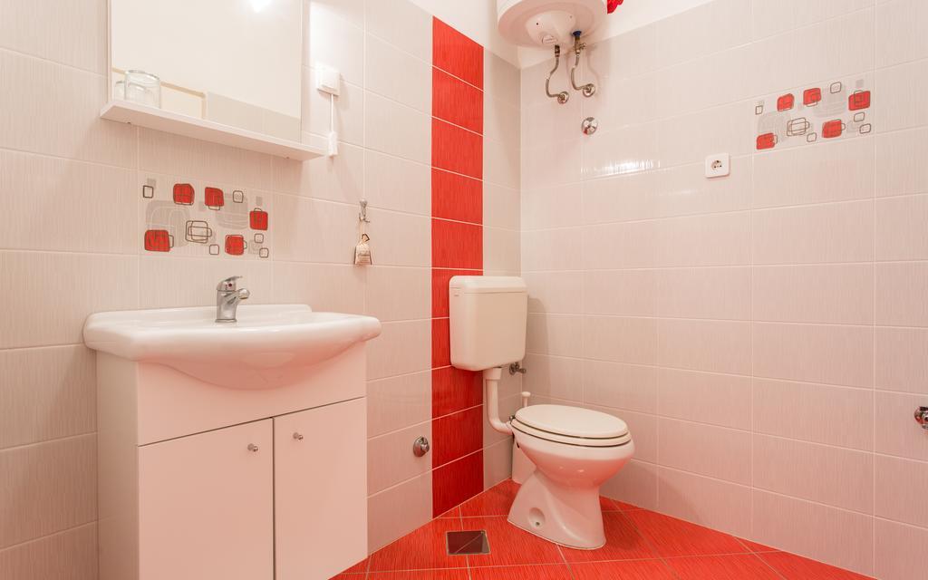 Apartments Kraljic Baska  Ngoại thất bức ảnh
