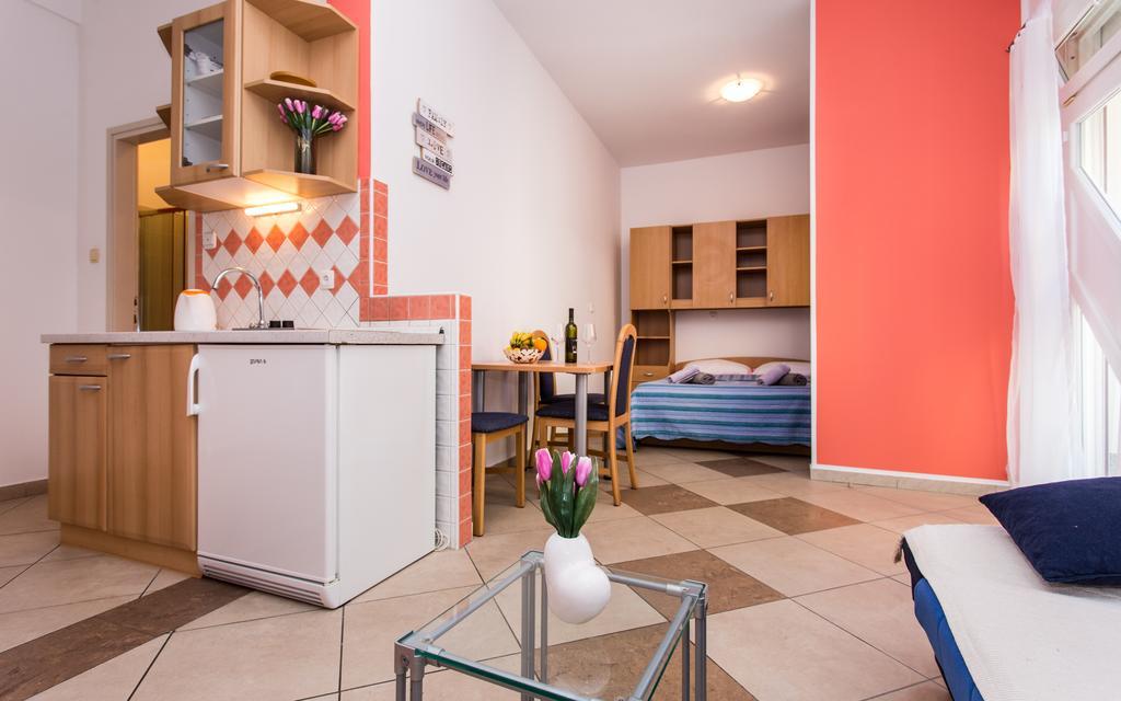 Apartments Kraljic Baska  Ngoại thất bức ảnh