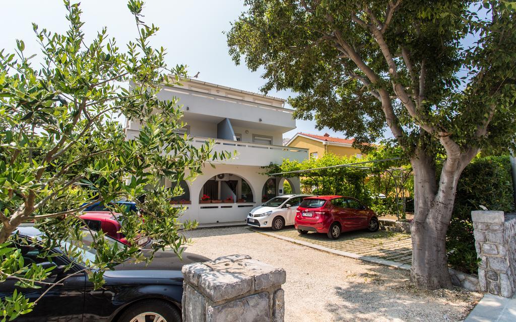 Apartments Kraljic Baska  Ngoại thất bức ảnh